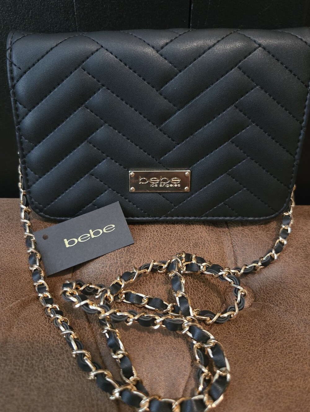 Bebe Sophia Black Quilted Crossbody with Gold Chain Strap - Picture 13 of 16